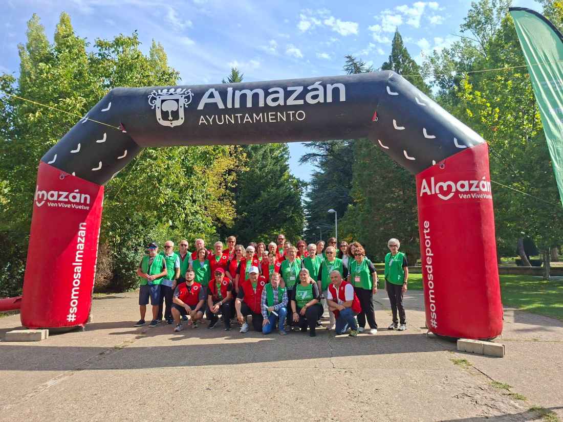 Casi 600 adnamantinos marchan contra el cáncer