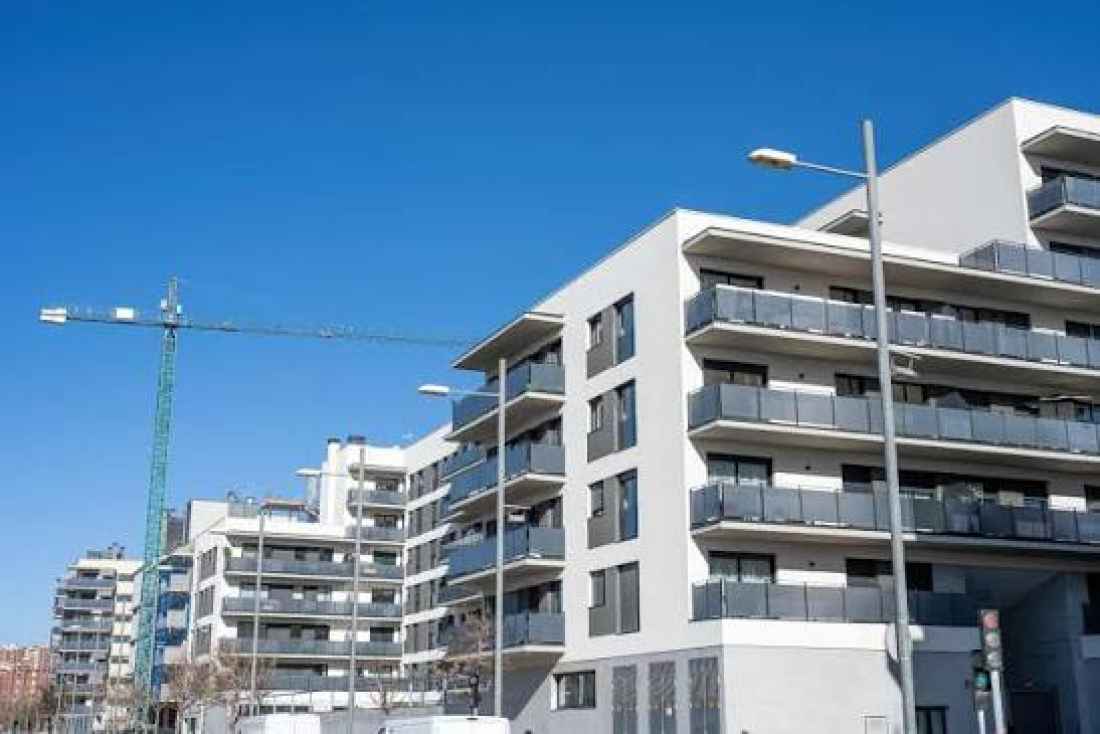 El Gobierno apunta a las causas de la crisis de la vivienda en España