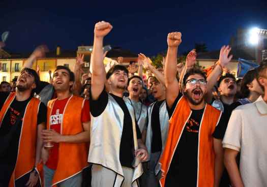 Almazán pregona sus fiestas de la Bajada de Jesús