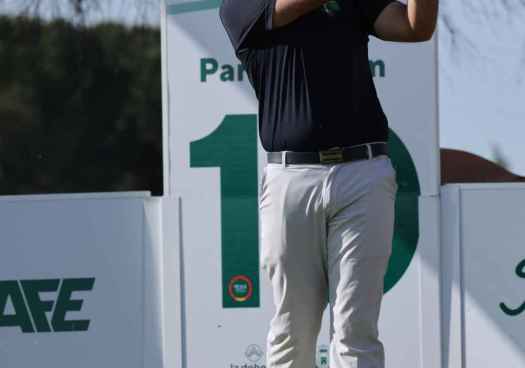 Un doble bogey en hoyo final aparta a Berná del top 5 en prueba del Circuito de Madrid 