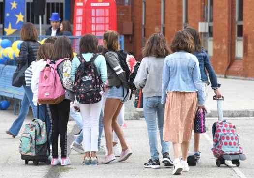 Castilla y León inicia curso escolar 2026-2027 con mayor plantilla docente de su historia 