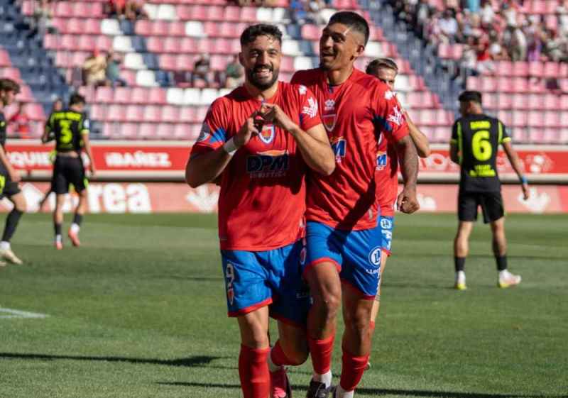 El Numancia estrena temporada en Los Pajaritos con victoria 