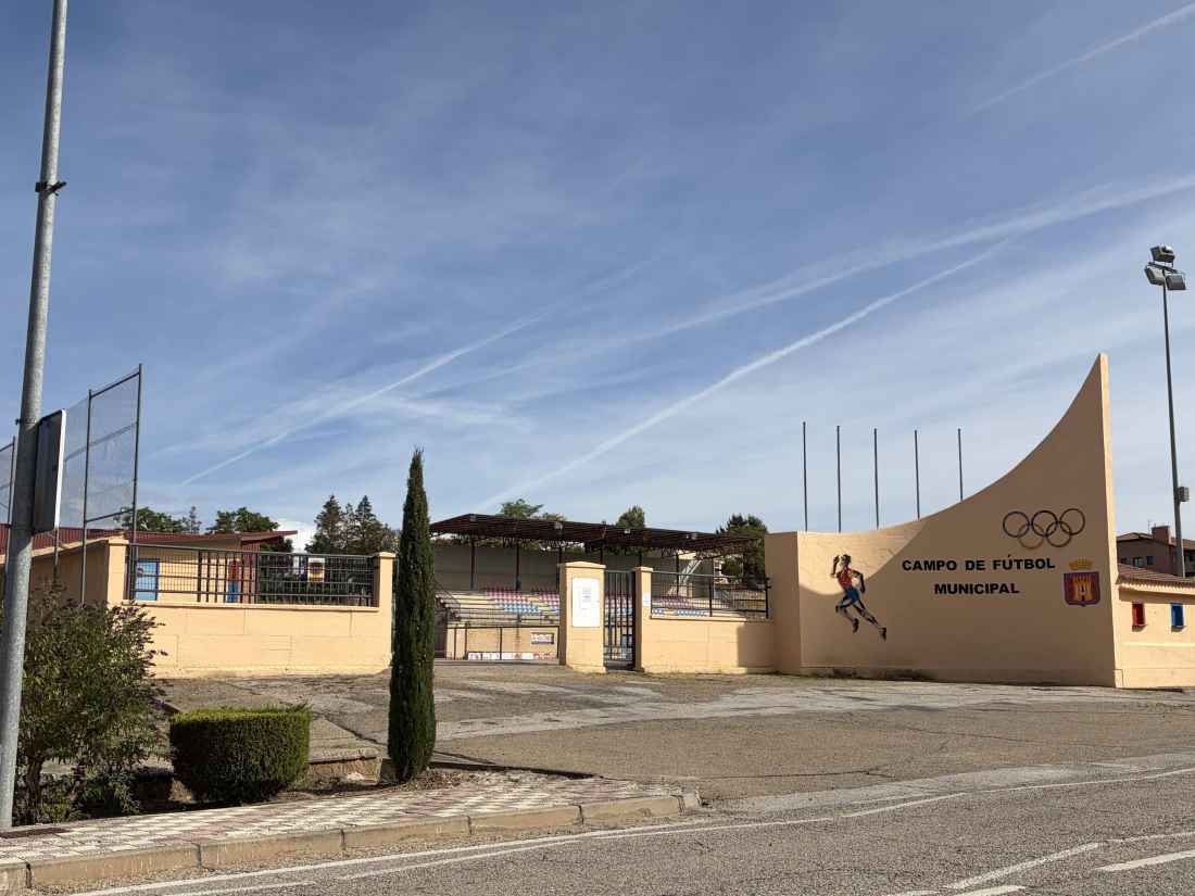 El Burgo de Osma mejora iluminación del campo de fútbol 