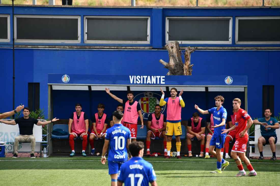 El Numancia cede liderato tras su empate ante filial del Getafe