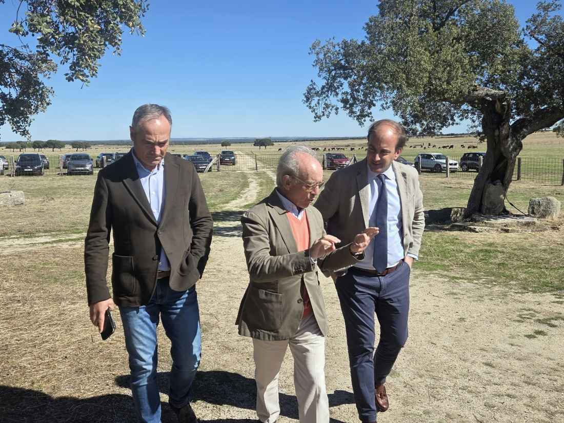 La Junta respalda la ganadería de lidia, cuya asociación cumple 75 años