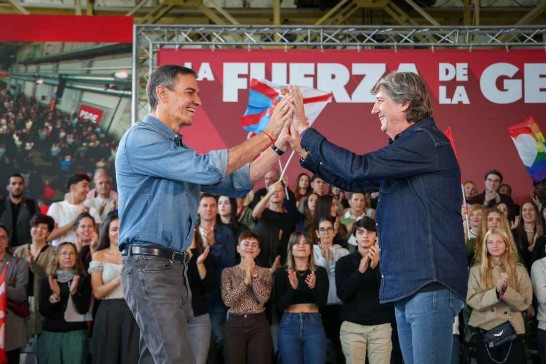 Martínez promete “dejarse la piel” para llena urnas de “puños y rosas” el 29 de noviembre