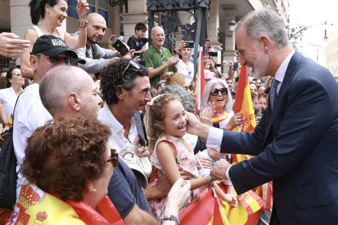Los Reyes saldan deuda con Ceuta con visita "largamente deseada"