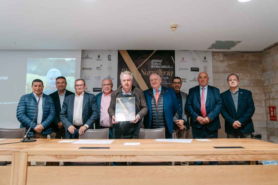 Las X Jornadas Internacionales reivindican papel del sumiller como vínculo entre bodega y consumidor