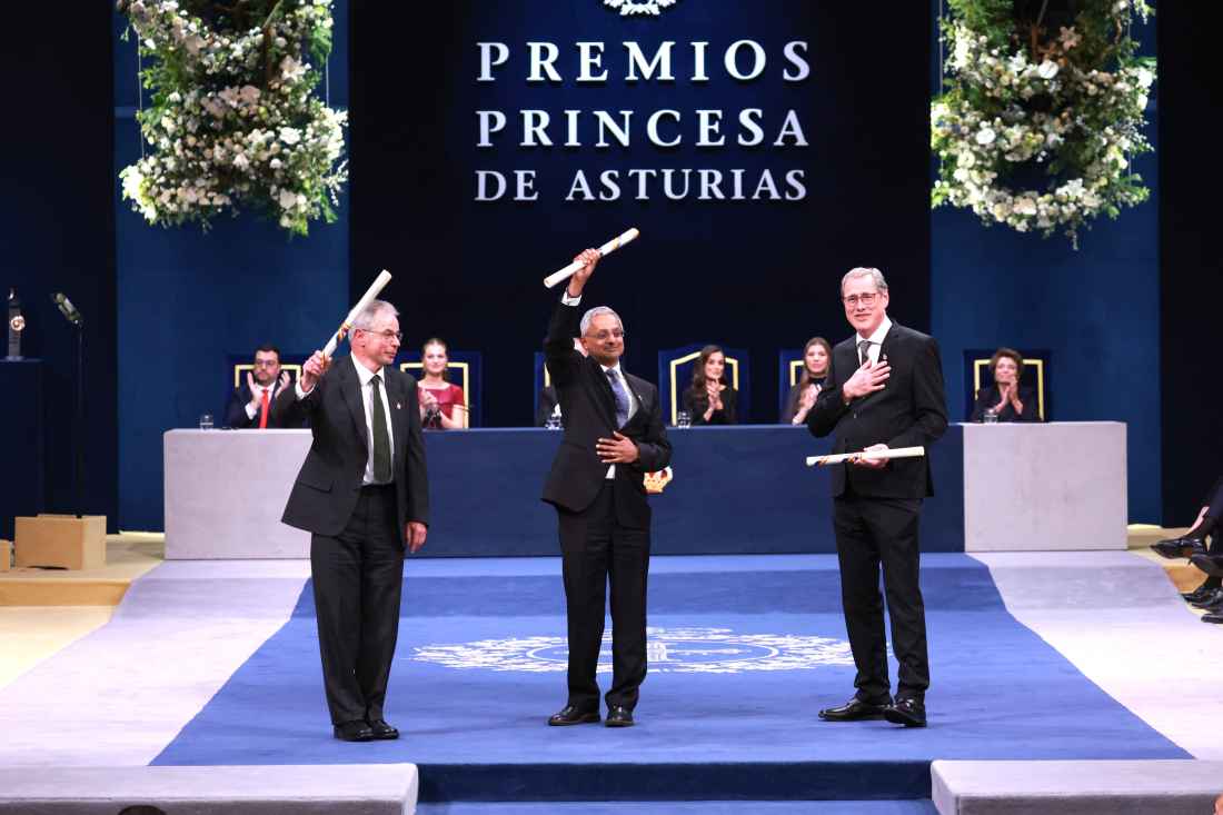 La princesa de Asturias invoca a la esperanza ante "cierto desaliento"