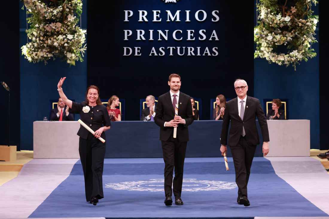La princesa de Asturias invoca a la esperanza ante "cierto desaliento"