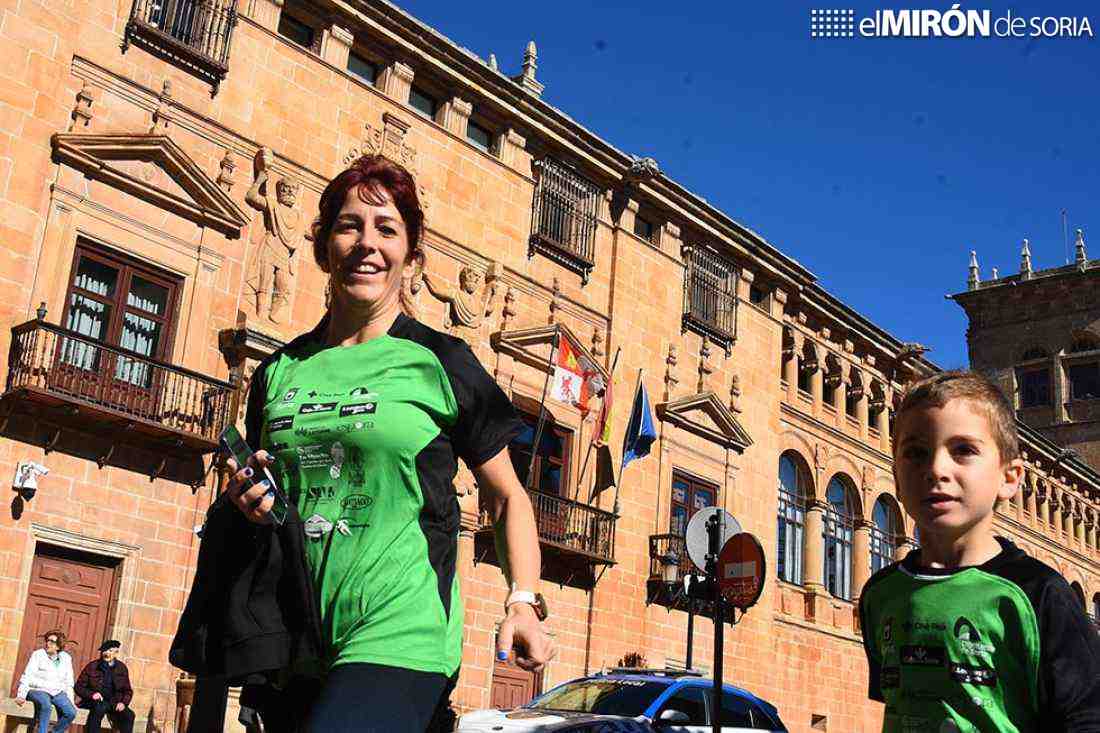 Más de 5.000 personas responden en Soria a convocatoria solidaria contra el cáncer