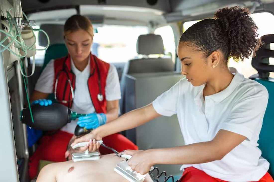La enfermería de críticos, urgencias y emergencias tendrá especialidad propia