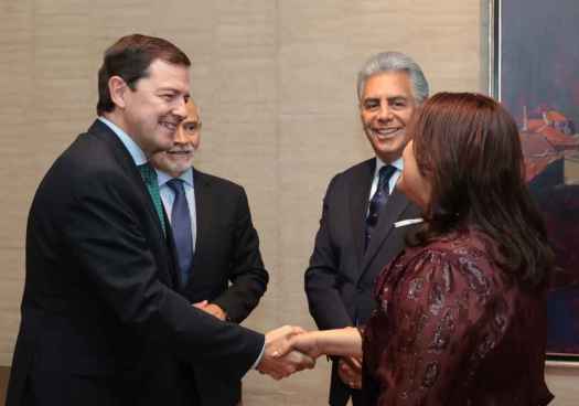 Mañueco resalta grandes oportunidades que ofrece Comunidad para relaciones comerciales