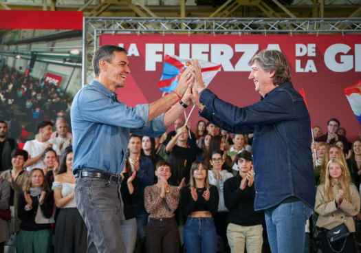 Martínez promete “dejarse la piel” para llenar urnas de “puños y rosas” el 29 de noviembre