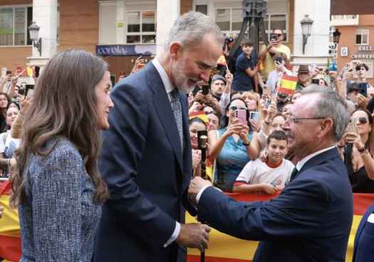 Los Reyes saldan deuda con Ceuta con visita 