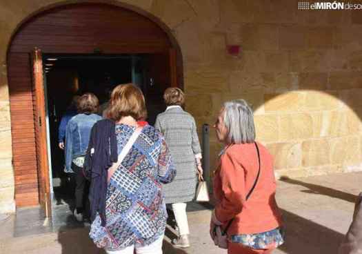 Las Aulas para Personas Mayores se acercan a los barrios en nuevo curso