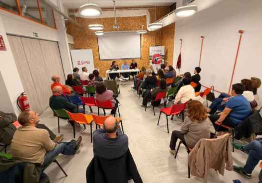 El Ayuntamiento recoge propuestas vecinales de Casco Viejo en asamblea abierta