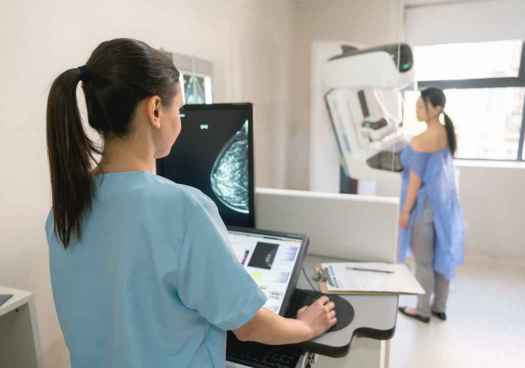 Sanidad amplia el cribado de cáncer de mama a las mujeres de 45 a 74 años