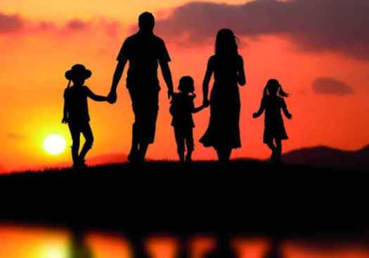 Hay que hacerse amor, para en Humanidad, rehacerse como familia