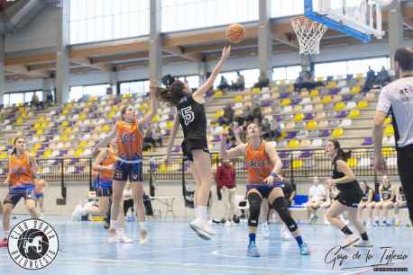 Nueva y trabajada victoria del CSB femenino en el polideportivo San Andrés